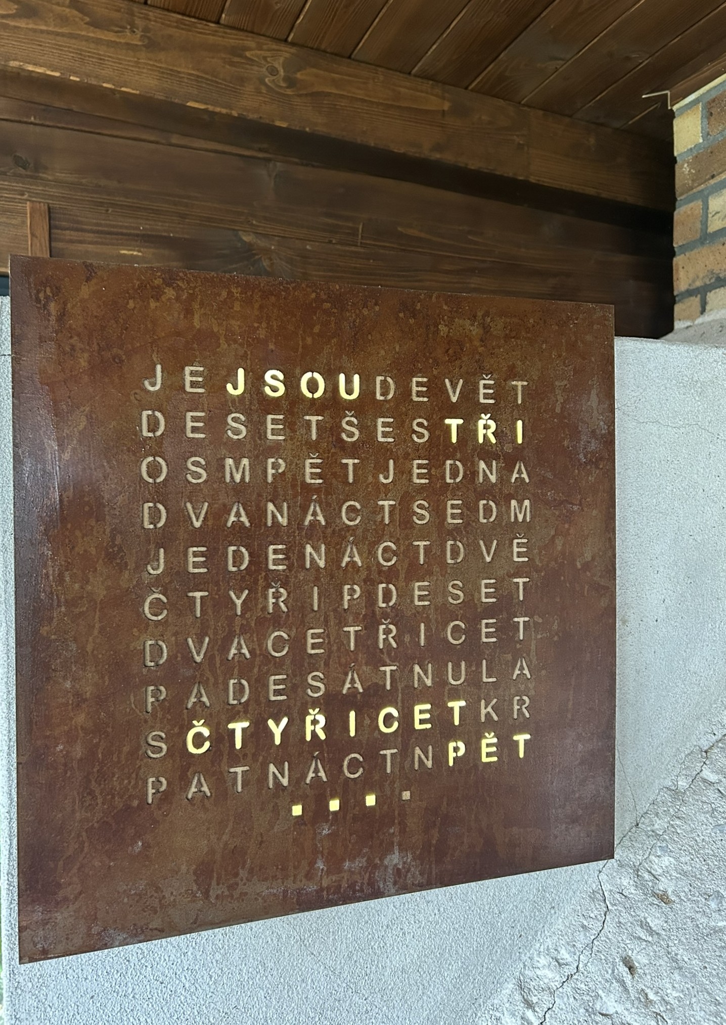 pahoclock — Corten